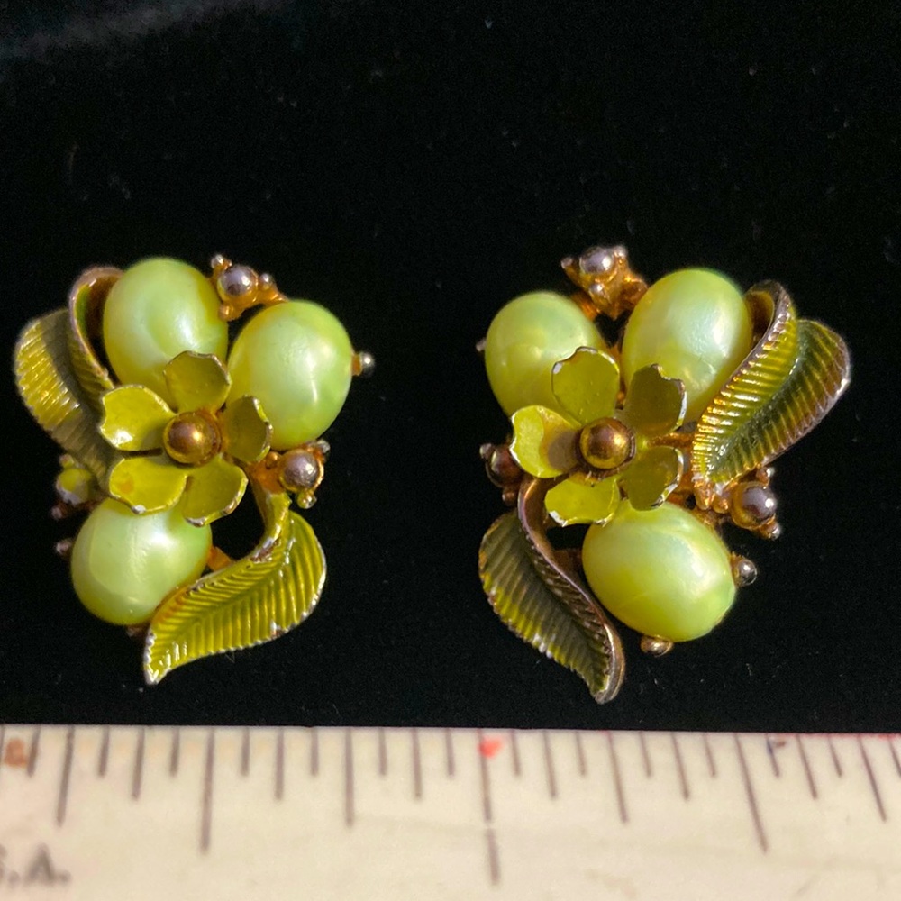1950’s Vintage costume clip on earrings. Just in time for St Patrick’s Day!